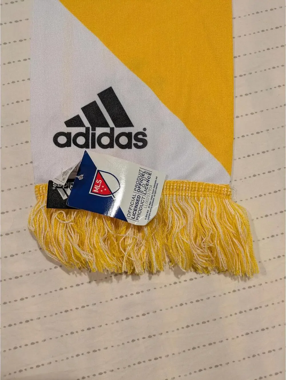 Adidas MLS Scarf - Kicks Against Cancer - Yellow & White